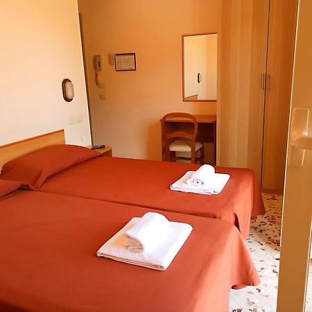 Villa Fatima, Casa Per Ferie Rome Bagian luar foto
