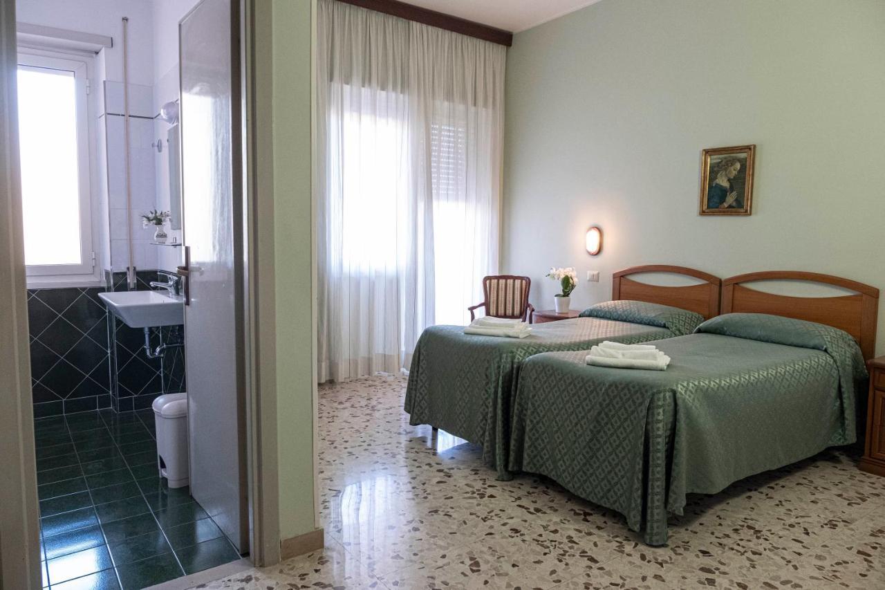 Villa Fatima, Casa Per Ferie Rome Bagian luar foto