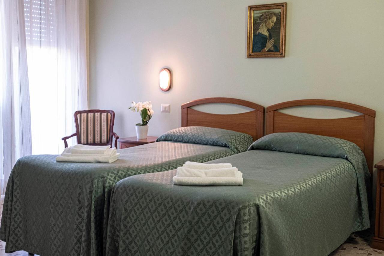 Villa Fatima, Casa Per Ferie Rome Bagian luar foto