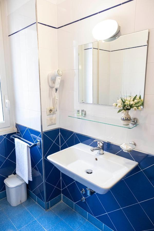 Villa Fatima, Casa Per Ferie Rome Bagian luar foto